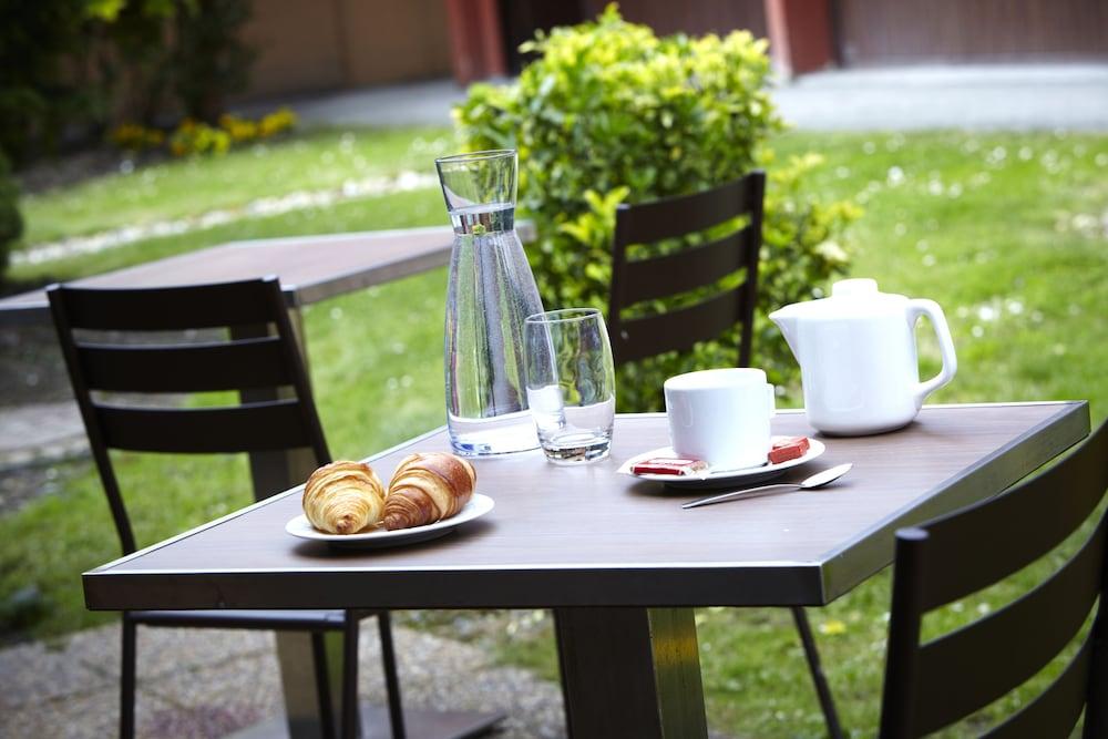 Campanile Sud - Montfavet La Cristole Hotel 3*