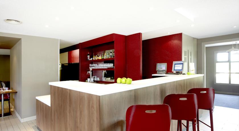 Campanile Sud - Montfavet La Cristole 3*