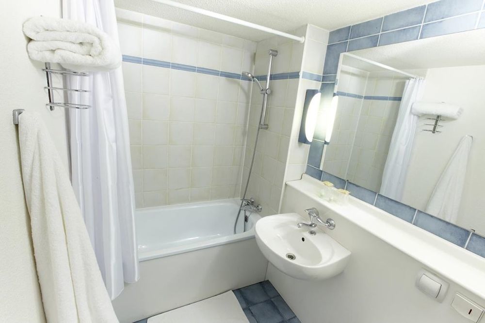 Hotel Campanile Sud - Montfavet La Cristole